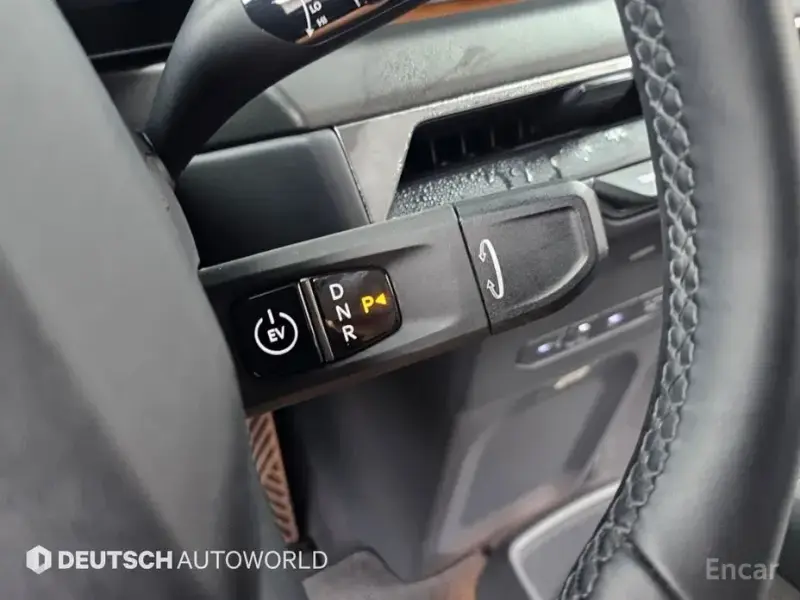 2023 Kia EV9 с пробегом 64 933 км