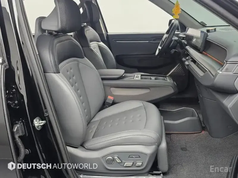 2023 Kia EV9 с пробегом 64 933 км