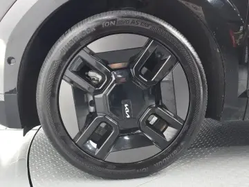 2023 Kia EV9 с пробегом 92 624 км
