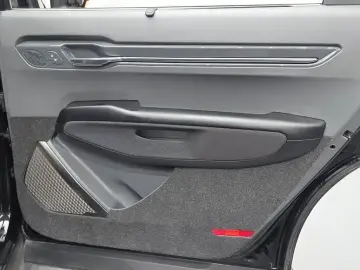 2023 Kia EV9 с пробегом 92 624 км