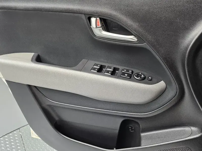 2023 Kia Ray с пробегом 86 513 км