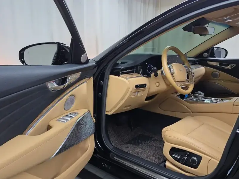 2022 Kia K9 с пробегом 70 598 км