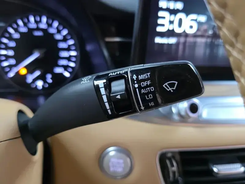 2022 Kia K9 с пробегом 70 598 км
