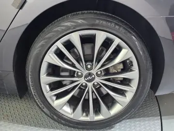 2023 Kia K9 с пробегом 95 168 км