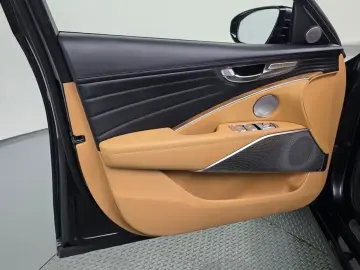 2023 Kia K9 с пробегом 95 168 км