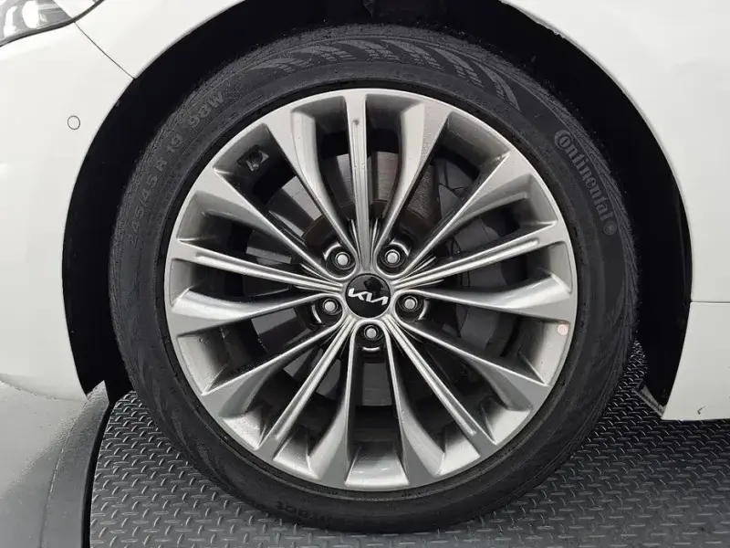 2023 Kia K9 с пробегом 22 614 км