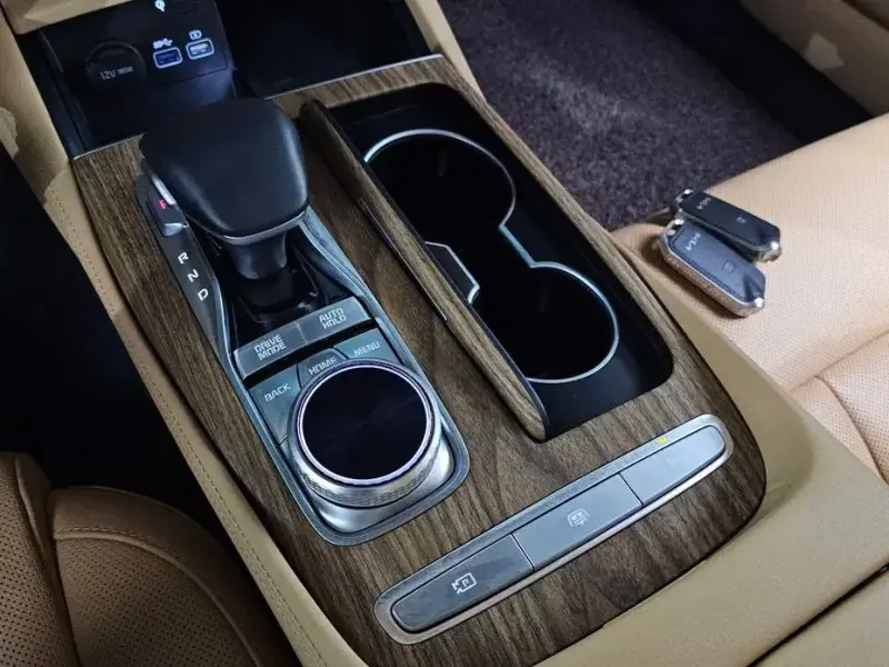 2023 Kia K9 с пробегом 22 614 км