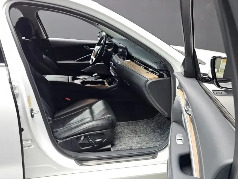 2021 Kia K9 с пробегом 65 267 км