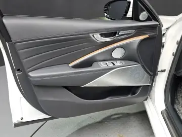 2021 Kia K9 с пробегом 65 267 км