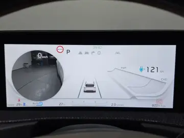 2023 Kia EV6 с пробегом 82 011 км