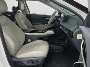 2023 Kia EV6 с пробегом 82 011 км