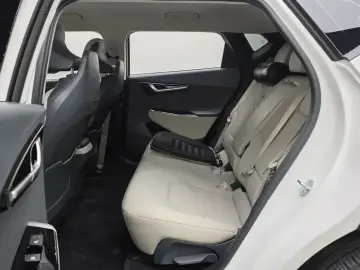 2023 Kia EV6 с пробегом 82 011 км