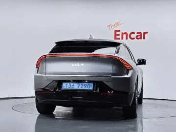 2023 Kia EV6 с пробегом 39 559 км