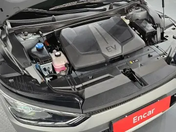 2023 Kia EV6 с пробегом 39 559 км