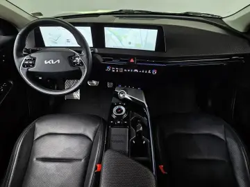 2023 Kia EV6 с пробегом 39 559 км