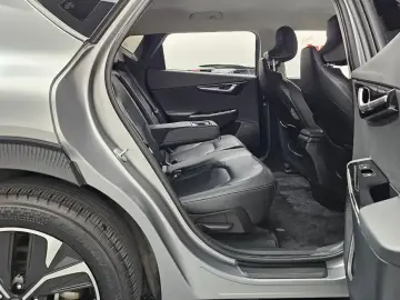 2023 Kia EV6 с пробегом 39 559 км