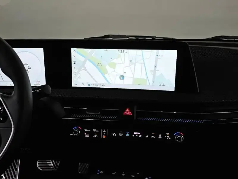 2023 Kia EV6 с пробегом 39 559 км