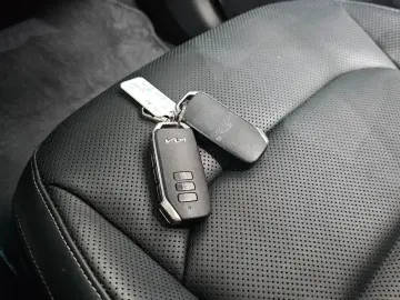 2023 Kia EV6 с пробегом 39 559 км