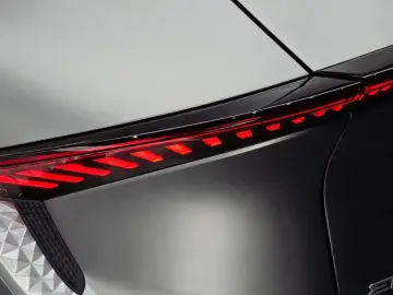 2023 Kia EV6 с пробегом 39 559 км