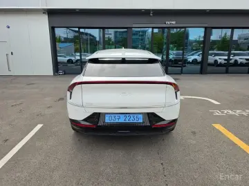 2022 Kia EV6 с пробегом 95 952 км