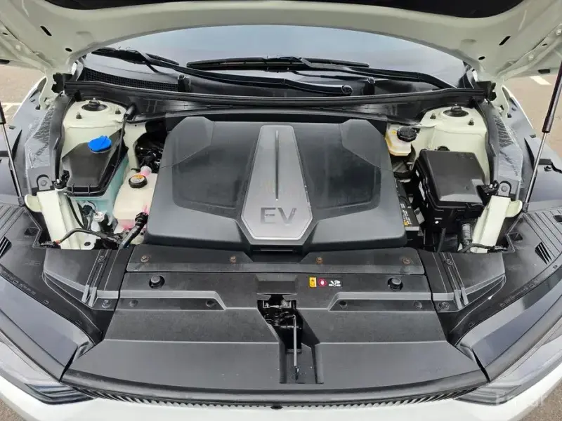 2022 Kia EV6 с пробегом 95 952 км