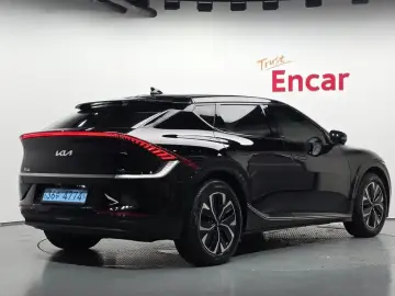 2023 Kia EV6 с пробегом 21 565 км