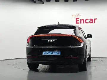 2023 Kia EV6 с пробегом 21 565 км