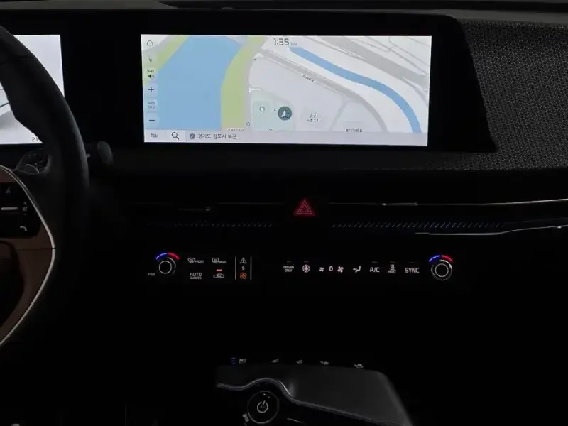2023 Kia EV6 с пробегом 21 565 км