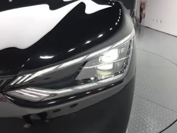 2023 Kia EV6 с пробегом 21 565 км