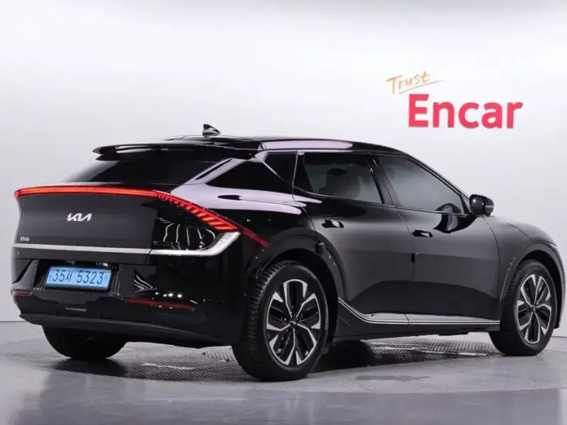 2023 Kia EV6 с пробегом 39 317 км