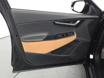 2023 Kia EV6 с пробегом 21 565 км