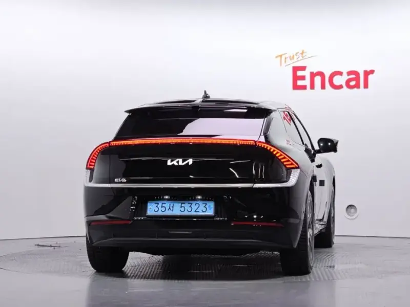 2023 Kia EV6 с пробегом 39 317 км