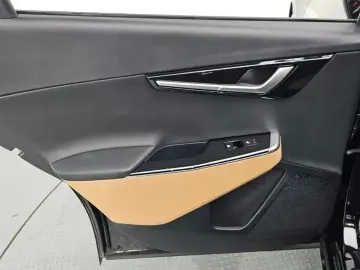 2023 Kia EV6 с пробегом 39 317 км