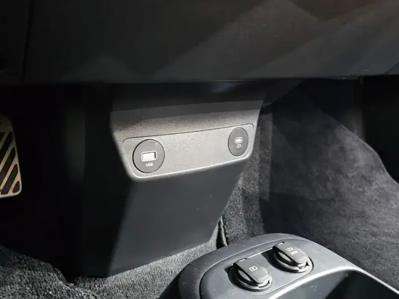 2023 Kia EV6 с пробегом 39 317 км