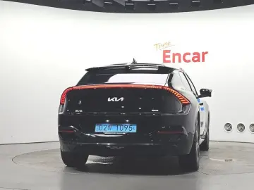 2023 Kia EV6 с пробегом 51 885 км
