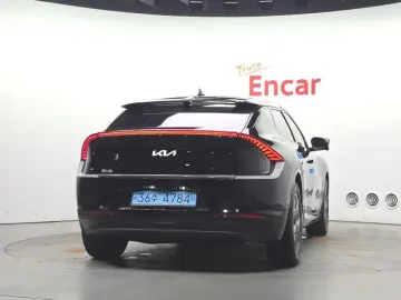 2023 Kia EV6 с пробегом 35 499 км