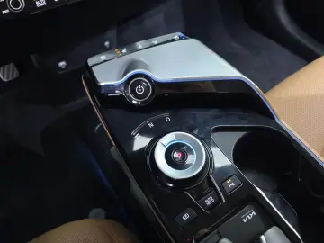 2023 Kia EV6 с пробегом 35 499 км