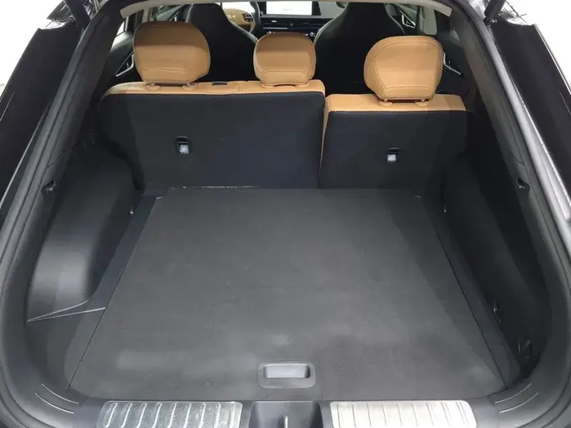 2023 Kia EV6 с пробегом 35 499 км