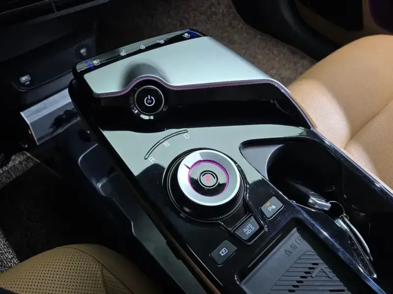 2022 Kia EV6 с пробегом 82 645 км