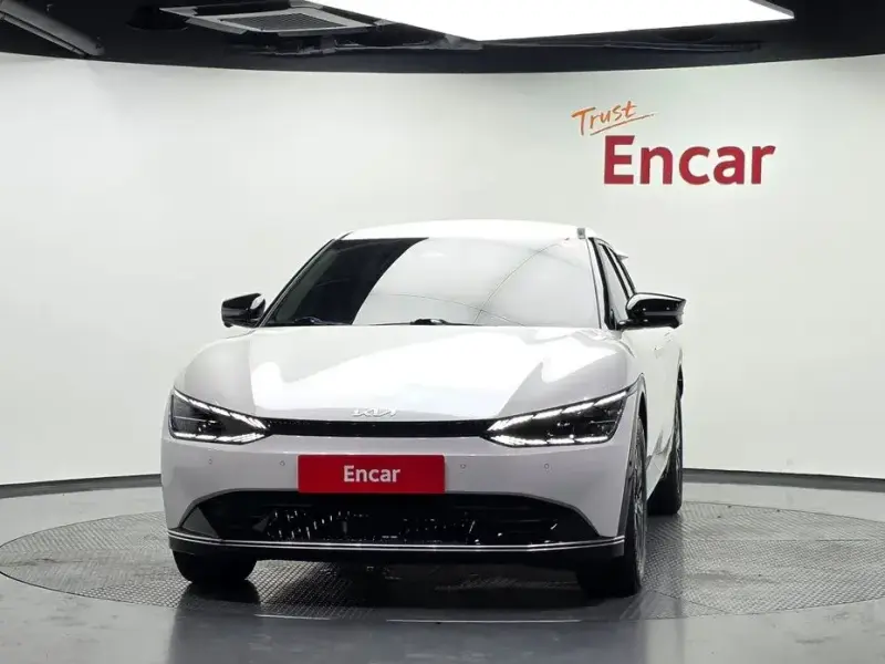 2024 Kia EV6 с пробегом 29 903 км