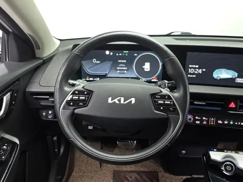 2024 Kia EV6 с пробегом 29 903 км