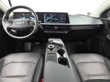 2023 Kia EV6 с пробегом 52 622 км