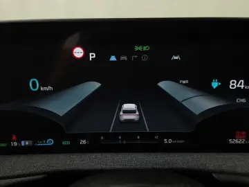 2023 Kia EV6 с пробегом 52 622 км
