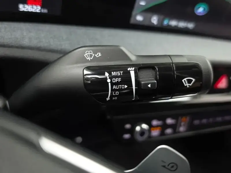 2023 Kia EV6 с пробегом 52 622 км