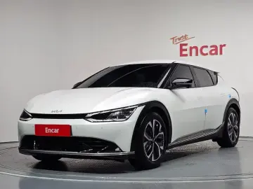 2022 Kia EV6 с пробегом 83 174 км