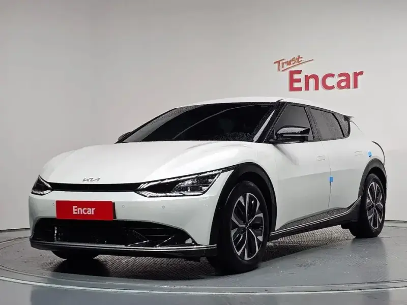 2022 Kia EV6 с пробегом 83 174 км