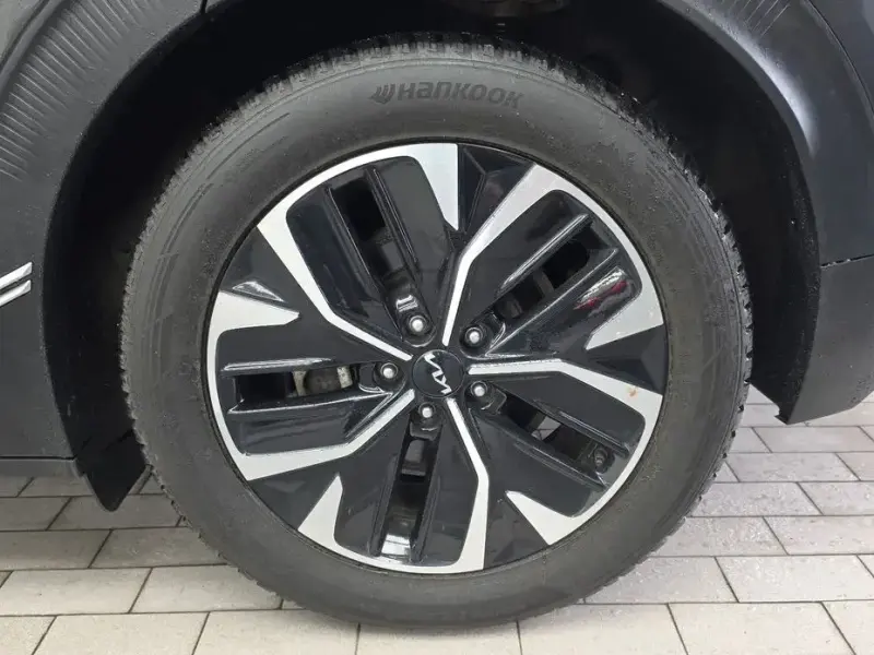 2023 Kia EV6 с пробегом 52 622 км