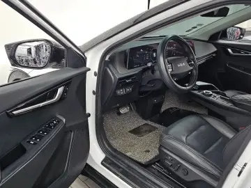 2022 Kia EV6 с пробегом 83 174 км