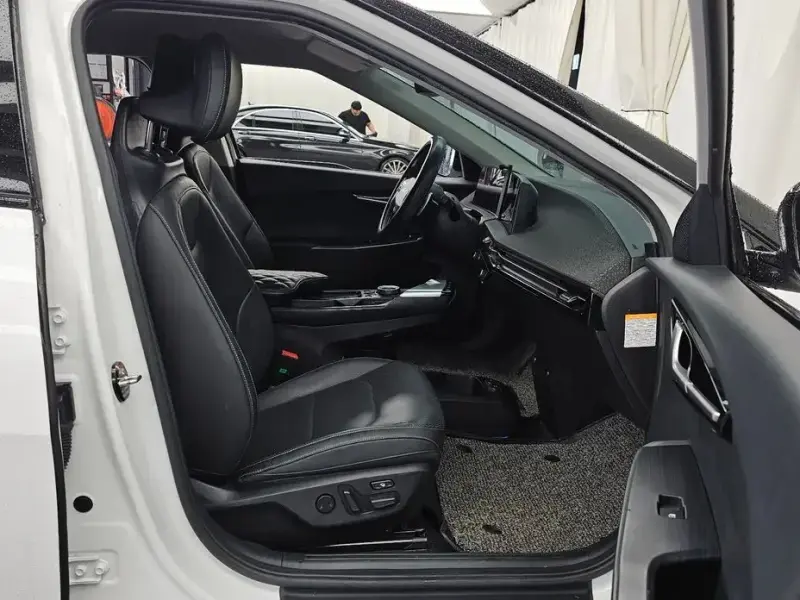 2022 Kia EV6 с пробегом 83 174 км