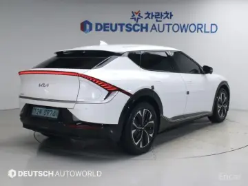 2023 Kia EV6 с пробегом 62 715 км